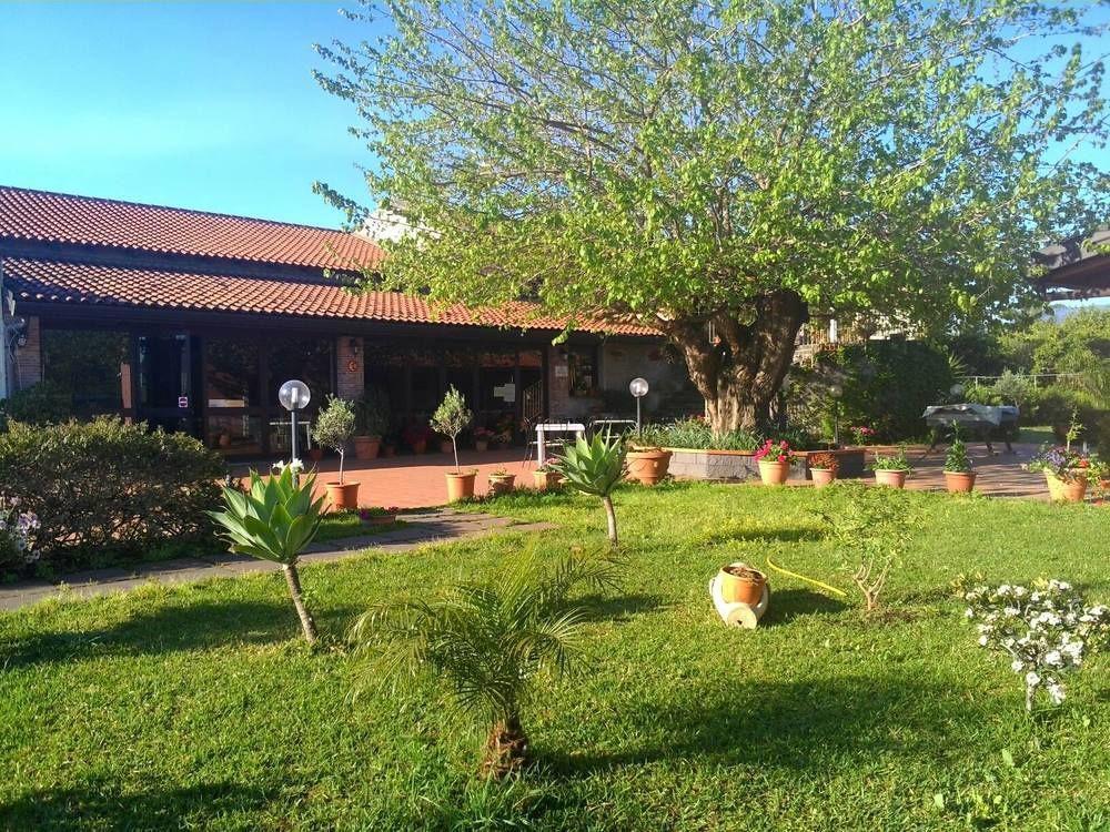 Agriturismo Il Pozzo Antico Mascali Zewnętrze zdjęcie